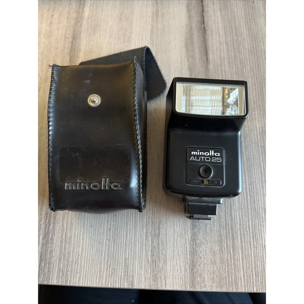 Konica Minolta Auto 25 with pouch Not Tested